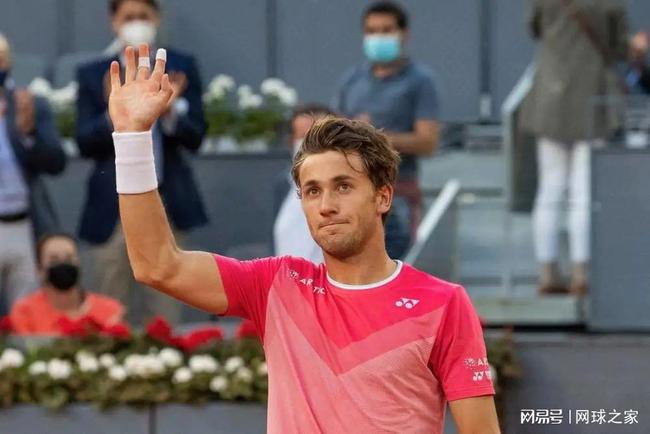 但正是B费 但正是B费