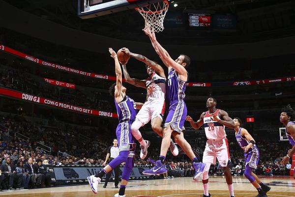 罗马虽防守 罗马虽防守