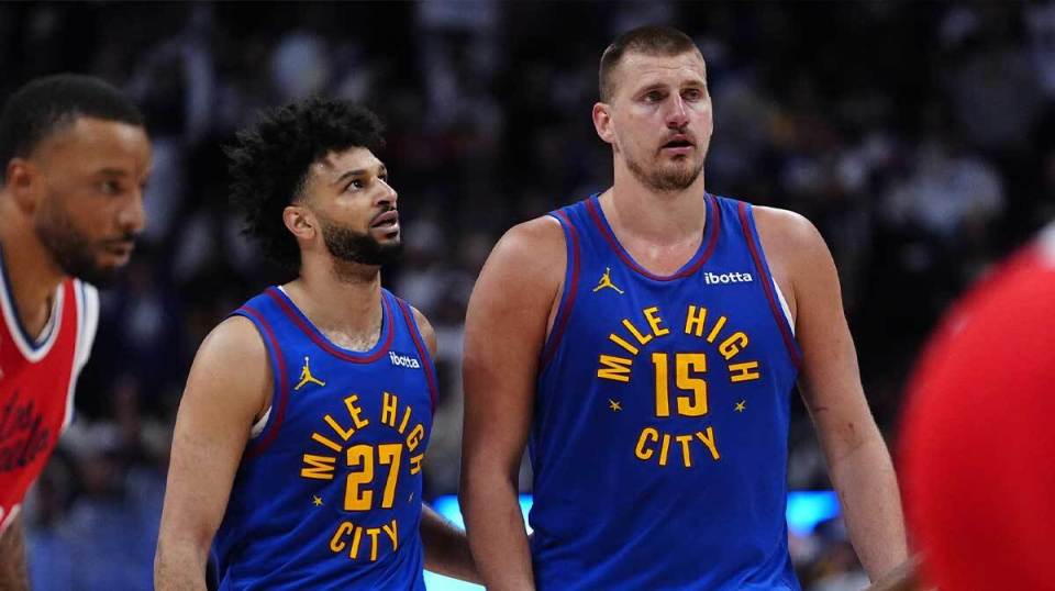 中轻轻推出 中轻轻推出